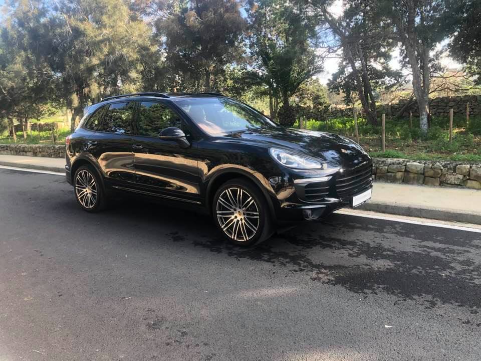 PORSCHE CAYANNE 3.0 PremiereCarSales
